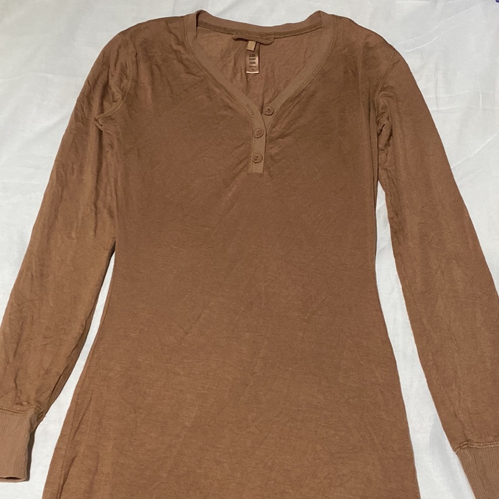 SKIMS henley loungewear dress in camel sz S